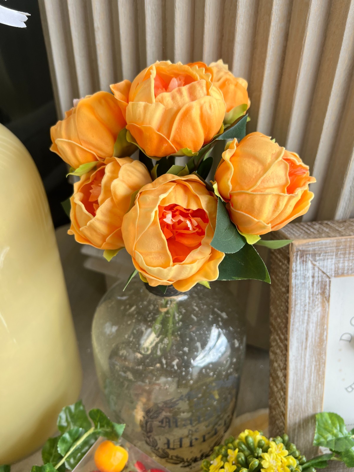 A bouquet of European-style faux peony silk flowers for home decor orange