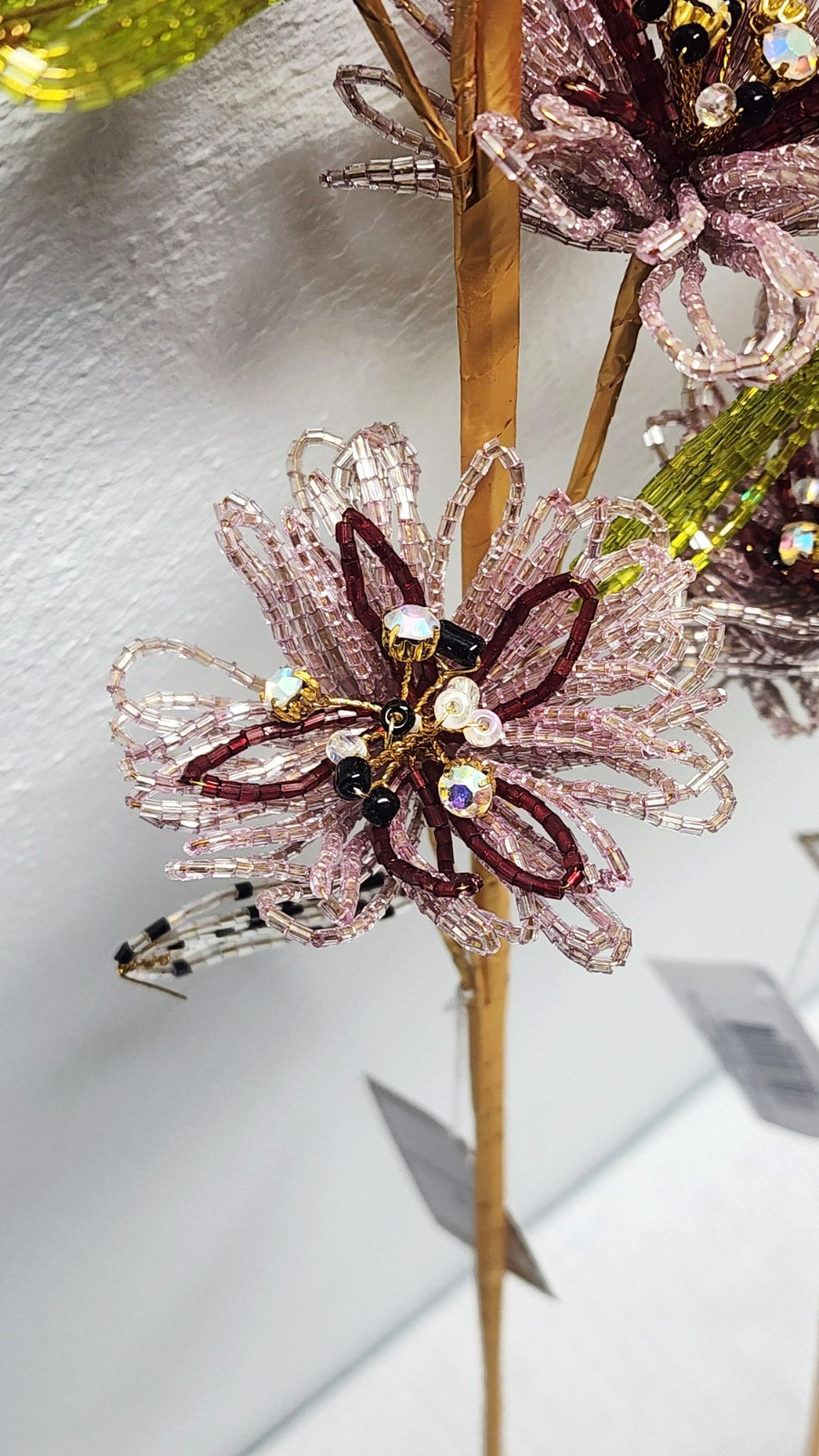 Mackenzie Child 4 Glass Beaded Mauve Flower Stems NWT (1 STEM FLAW – SEE PIC)