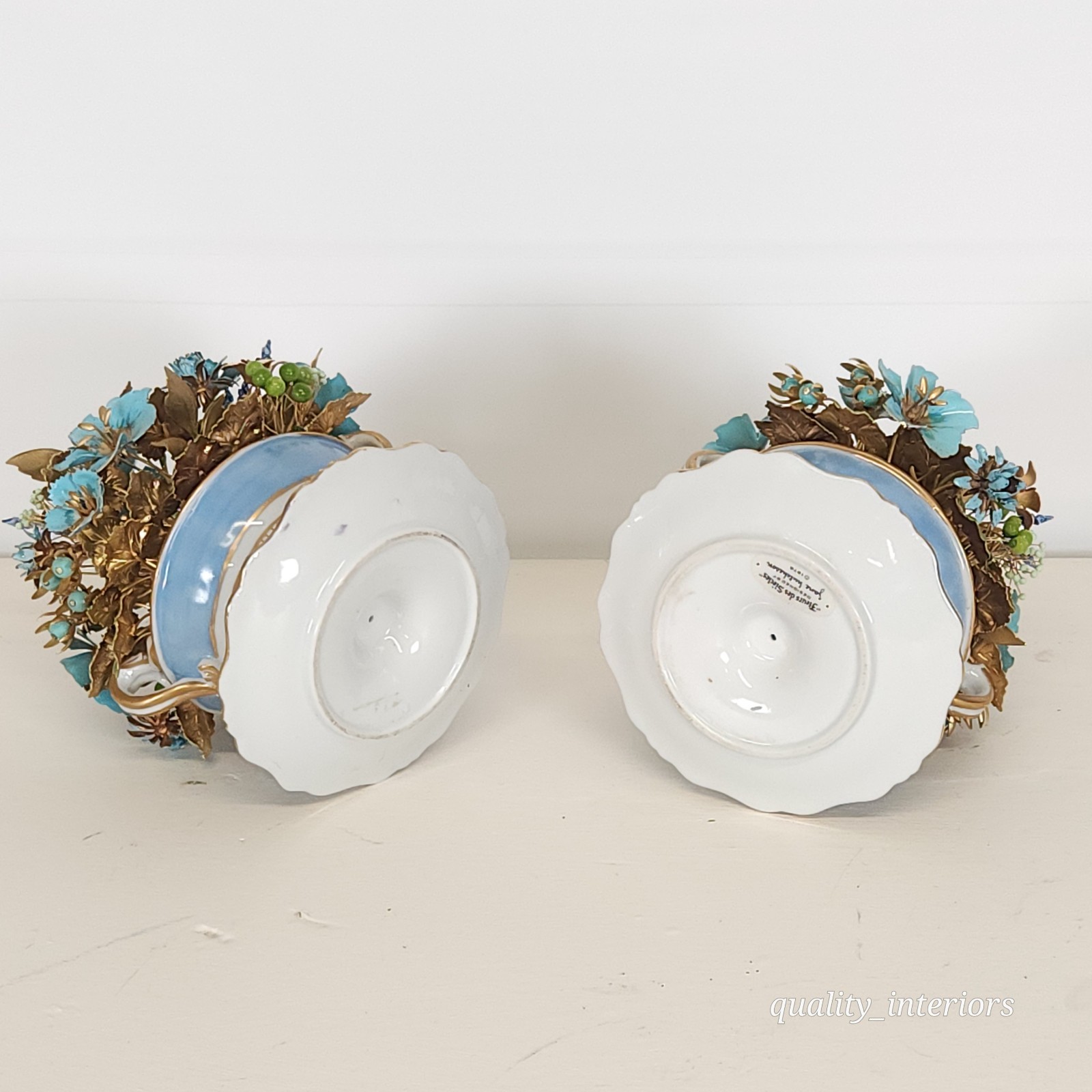 Pair Jane Hutcheson for Gorham Blue 2 Handled Teacup & Saucer Floral Arrangement