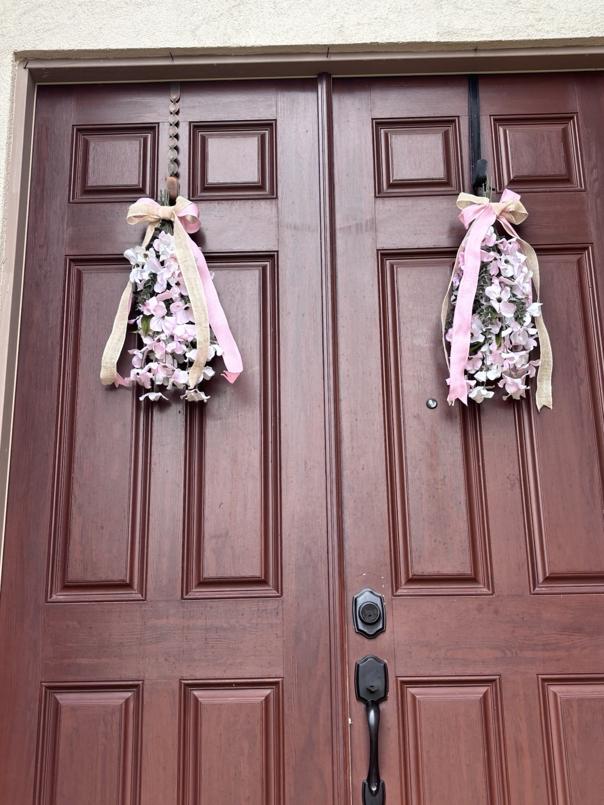 Dogwood Door Hanger