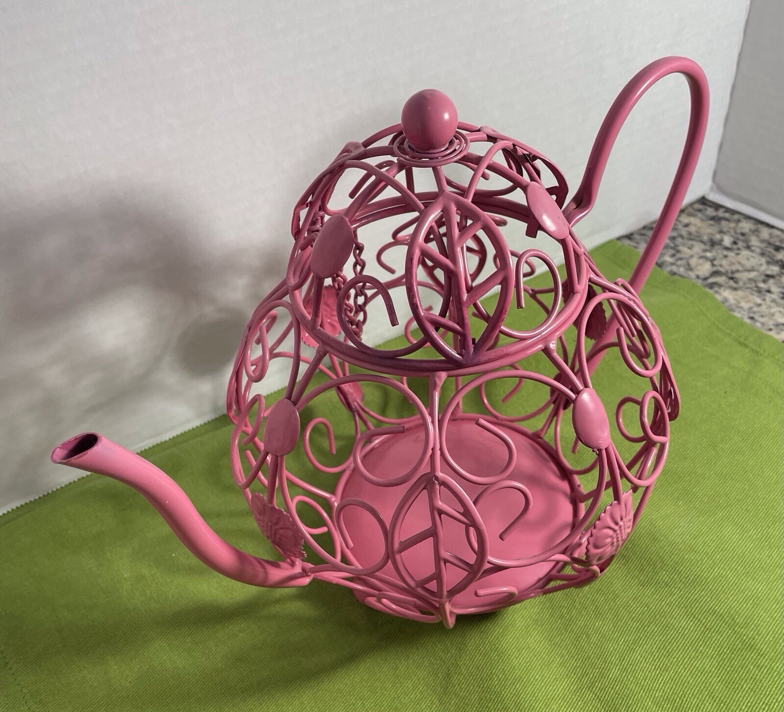 Hot Pink Metal See Through Decorative Tea Pot (s-2)