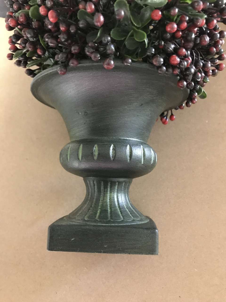 Bed Bath & Beyond Pepper Berry Ball Topiary Sculptural Set of 3 – 8in High, New