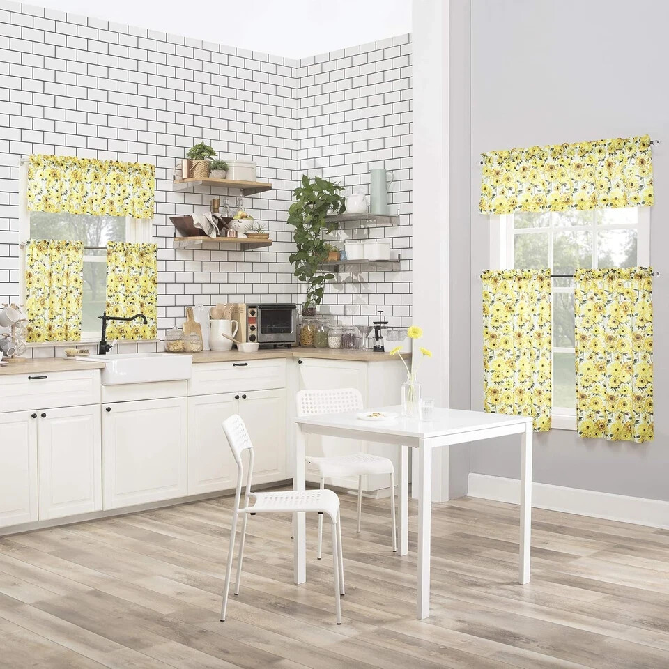 Sunflower Print Semi-Sheer 36″W x 54″L (Pack of 1), Yellow