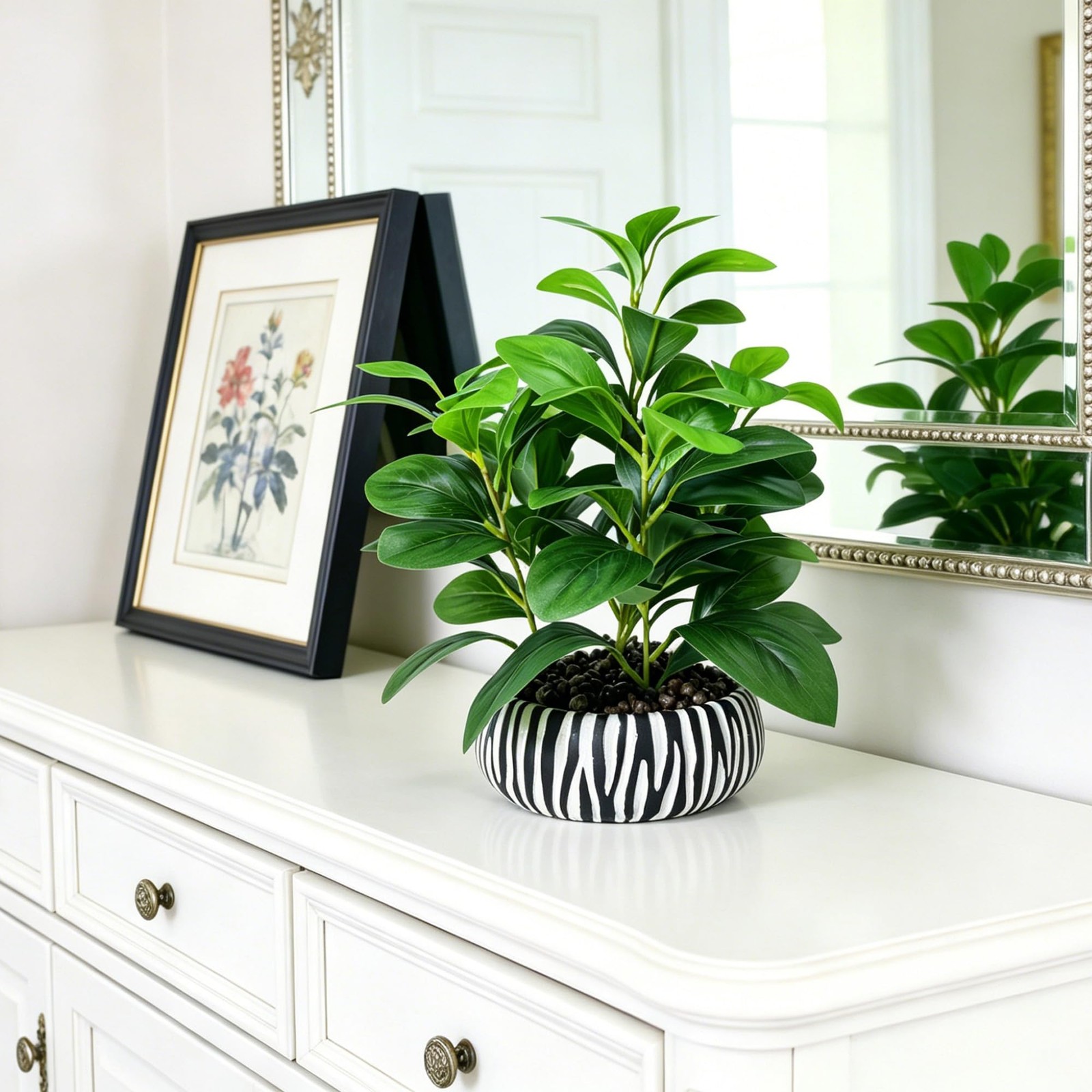 Realistic Artificial Potted Plant Faux Indoor Greenery Modern Decorative Vase