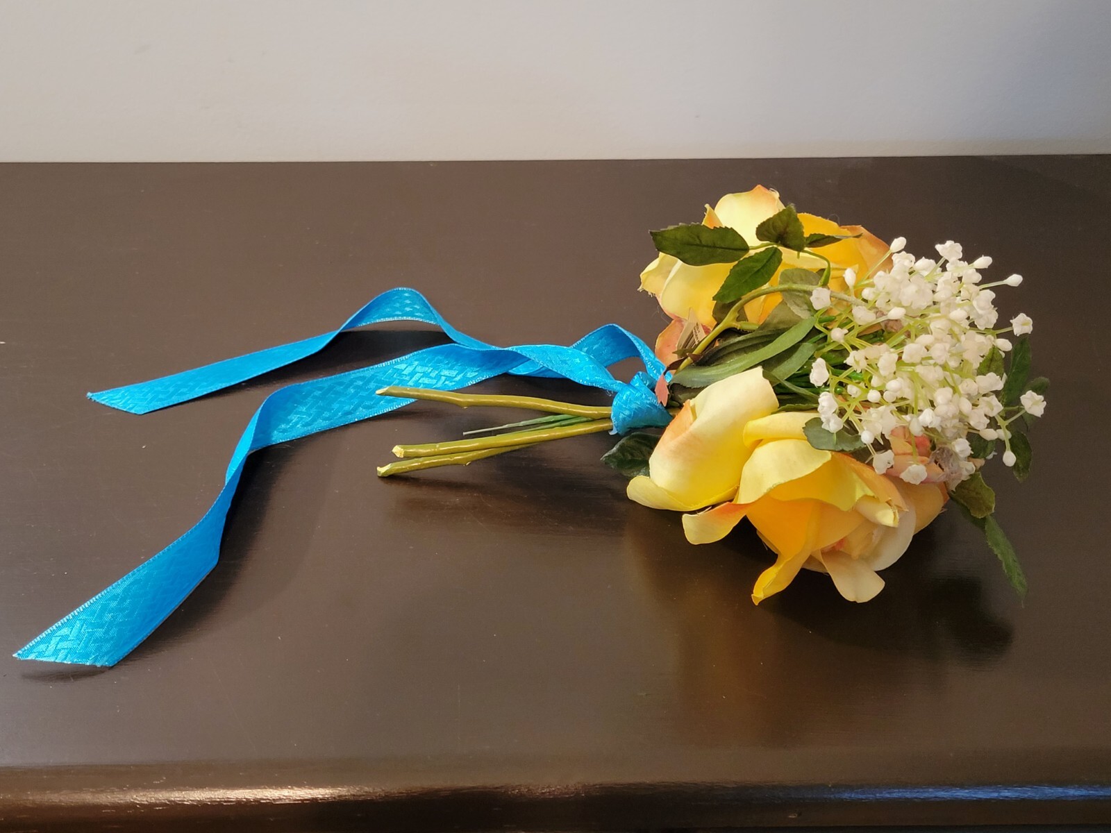 Artificial Fresh Cut A.A.F. Garden Rose Cutting Yellow Rose Bouquet (NEW)
