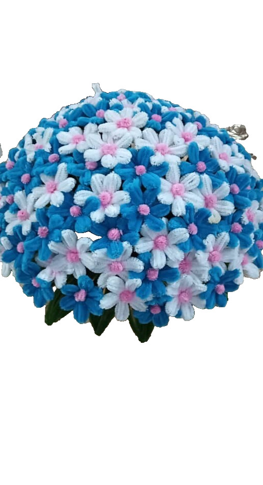 Handmade 3D Velvet Bloom Flower Bouquet – Blue & White with Golden Vase 🌸