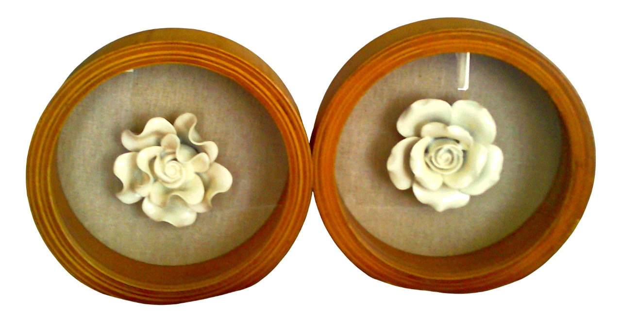 Set of 2 Ceramic White Rose Art Wall Decor In Round Wood Shadow Box Frame
