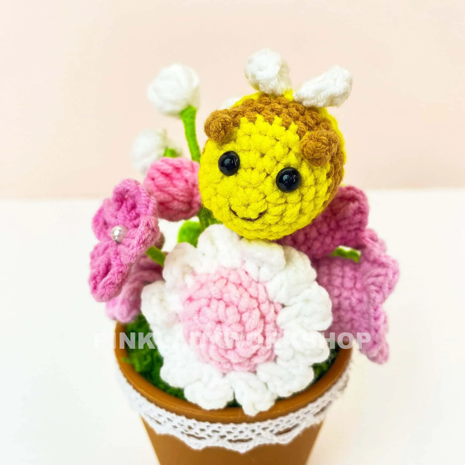 Handmade Crochet Bee Flower Pot: Pink Flowers, Spring Decor