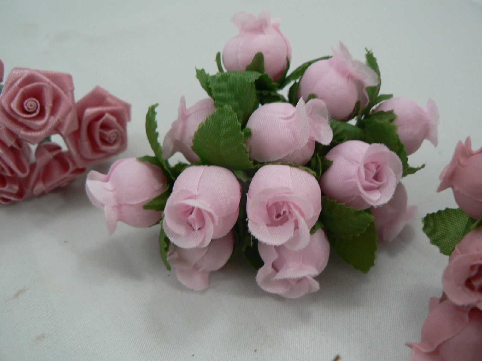BEAUTIFUL ARTIFICIAL MINIATURE ROSES-BOUQUETS-LONG & SHORT STEM
