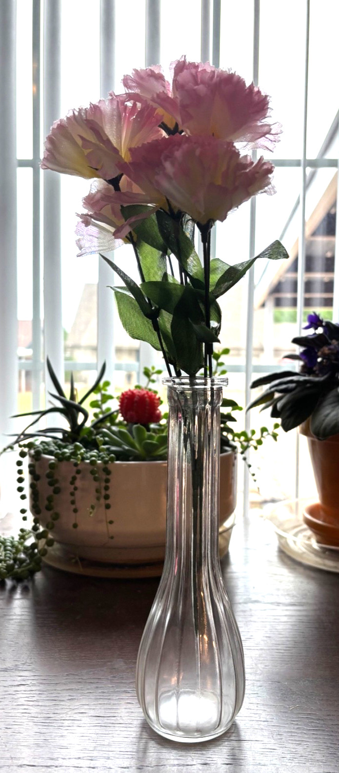Crochet Pink Carnation Flower Bouquet 17″ Tall with 8.75″ Tall Glass Bud Vase