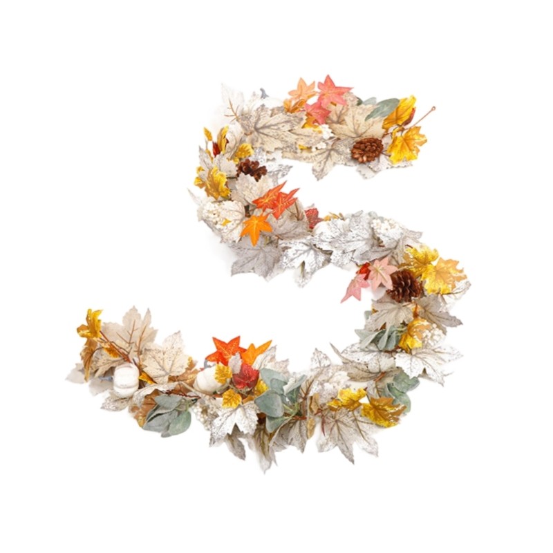 Whole Year Decorative Rattans Vine With Realistic Maples Leaf Design