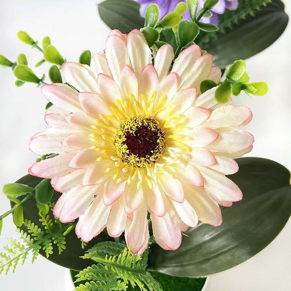White Pot Faux Gerbera Daisy 19 cm Lifelike Plastic Flower Indoor Decor