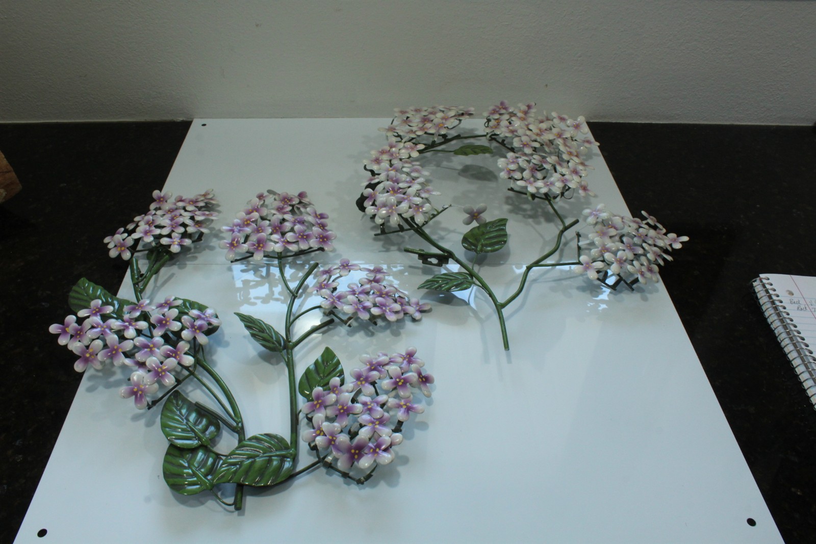 Vintage Floral Wall Decorations Metal Green Leaves With Purple Flowers 2 Pieces