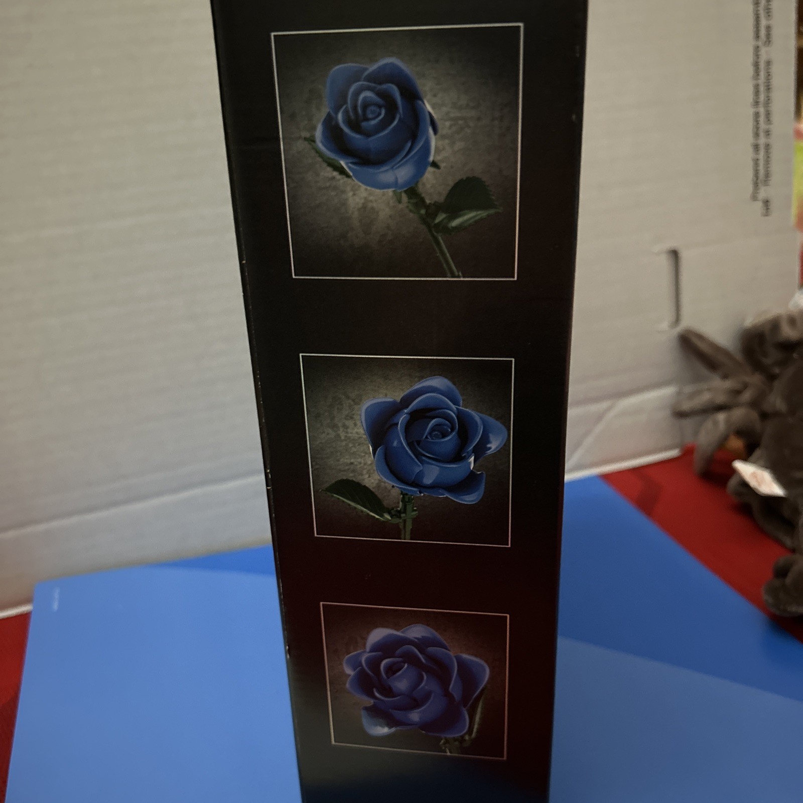 Blue Roses Flower Bouquet Building Set, Compatible with Lego Flowers, Artificial