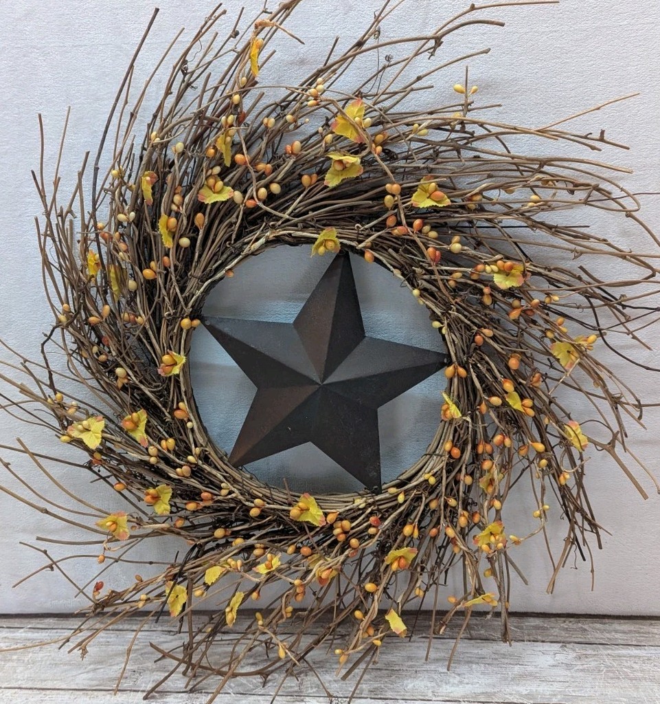 20″ Pip Berry Wreath w/ Burgundy Star – Navy Maroon Red – Colonial Mix, America
