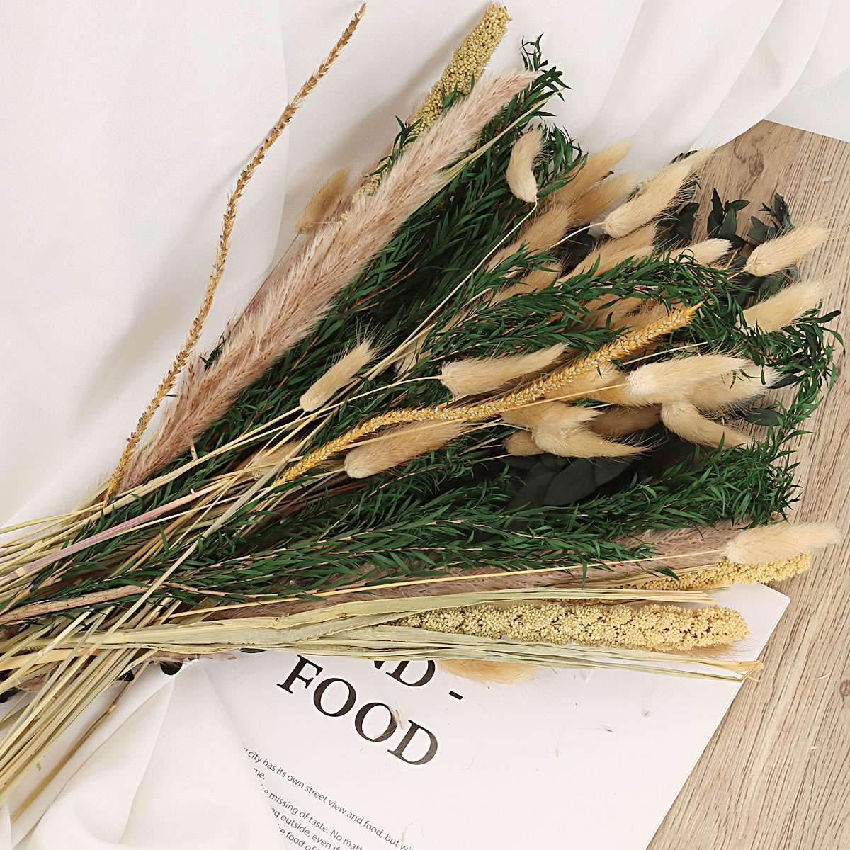 85Pcs 17″ Tall Boho Natural Dried Pampas Grass Bouquet Total Decor Wedding Party