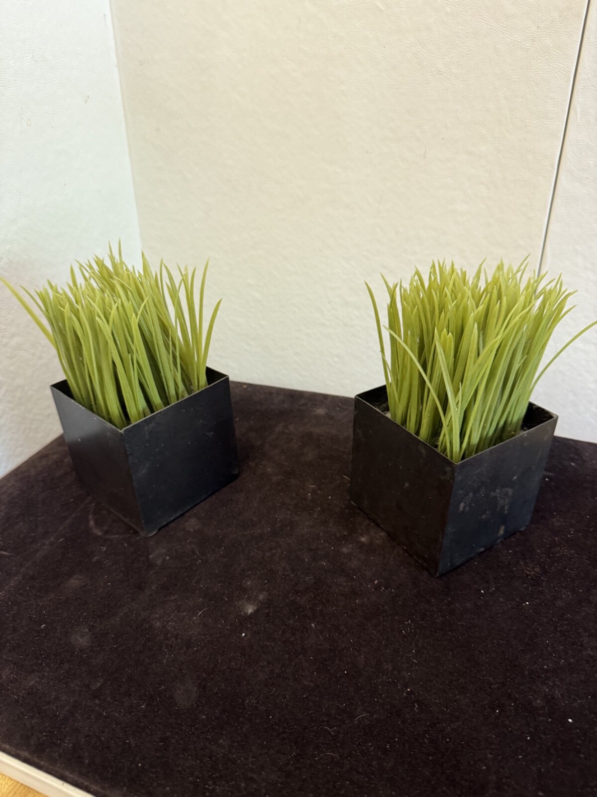 6 1/2 x 3 1/2 Artificial Green Grass Plants Black Metal Cube Planter
