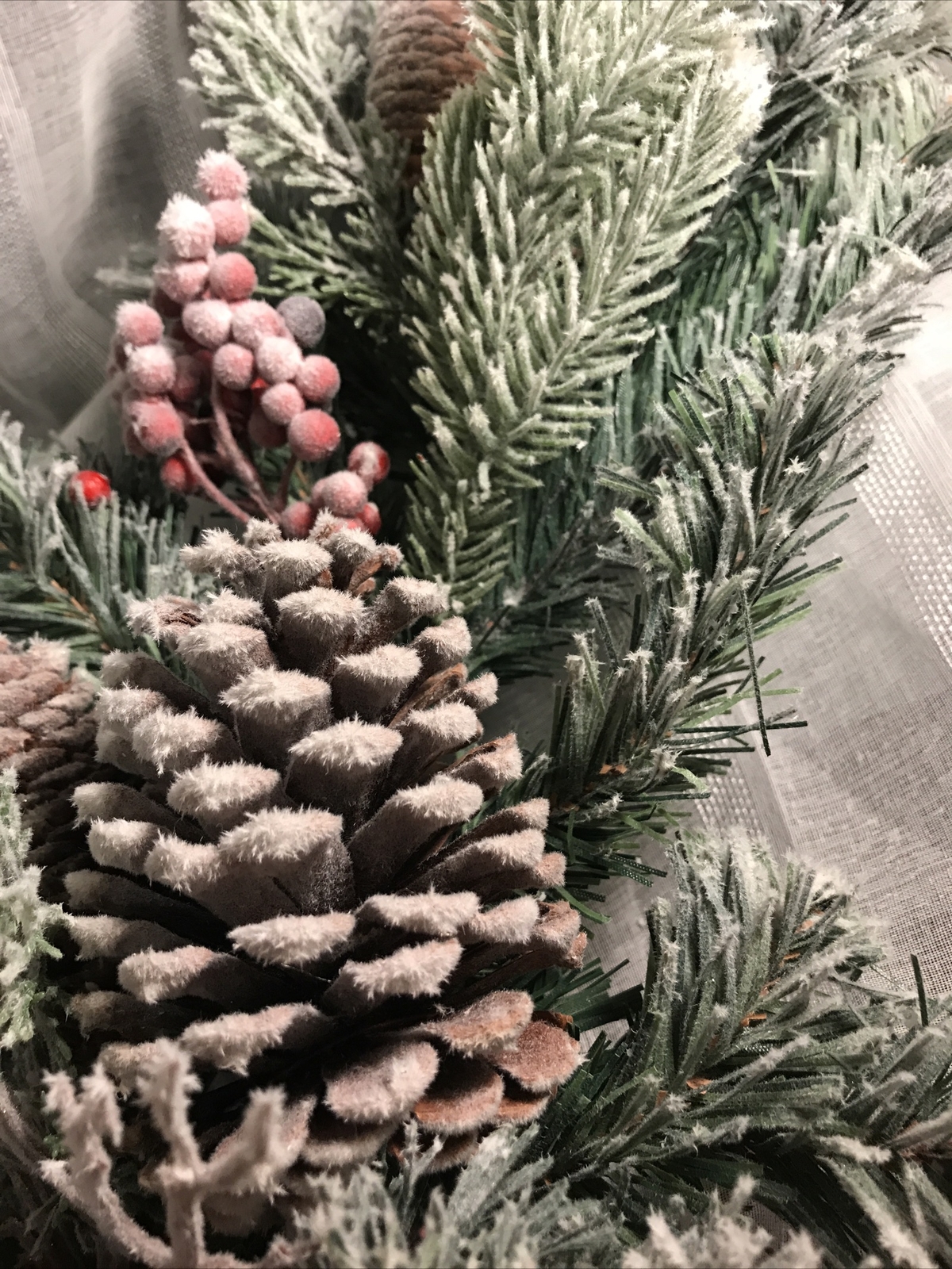 Snowy Evergreen Pinecone Mix Swag Wreath Winter Wall Door Decor Christmas NEW