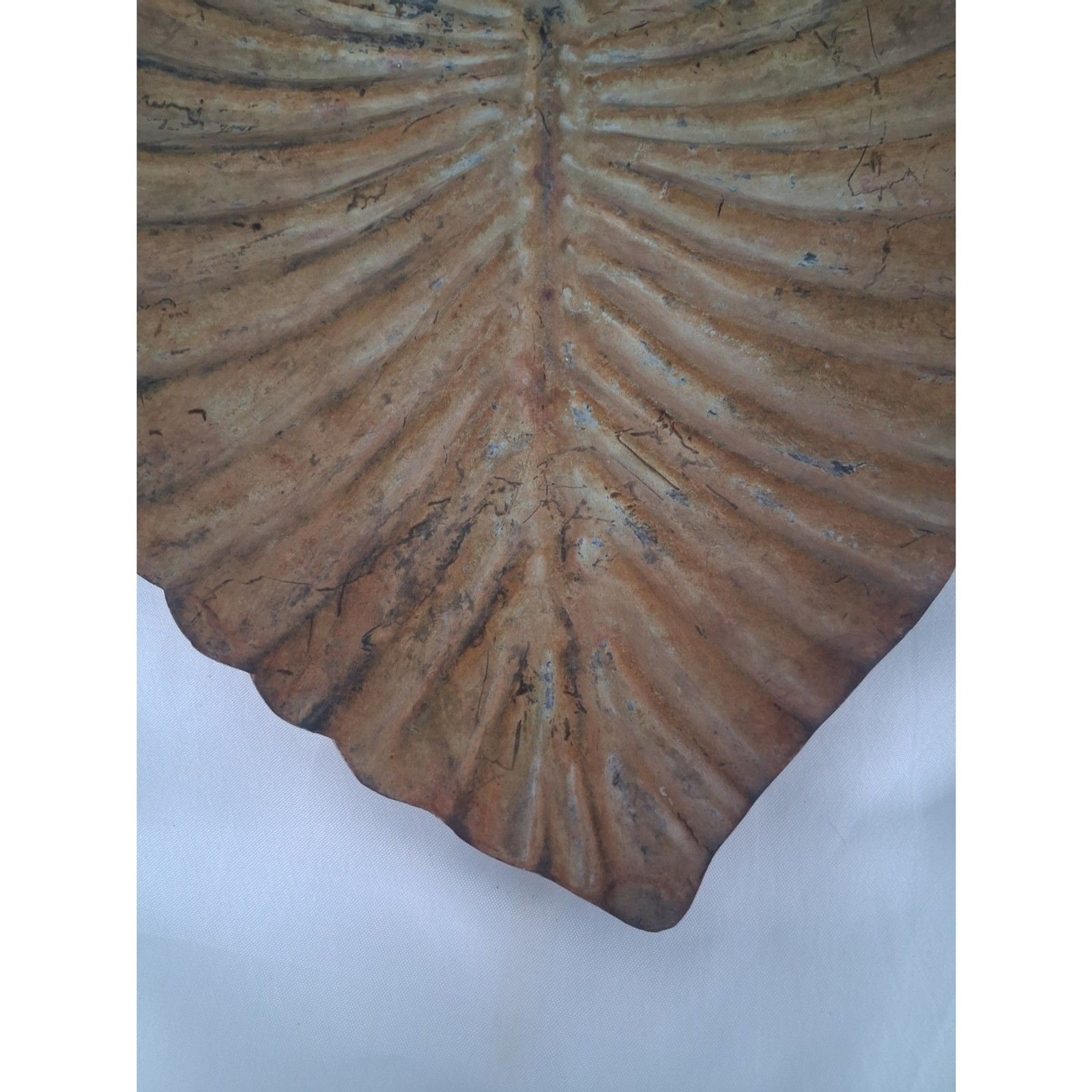 Vintage Metal Leaf Wall Decor Rustic Botanical Hanging Plaque Brown 11″ x 12″