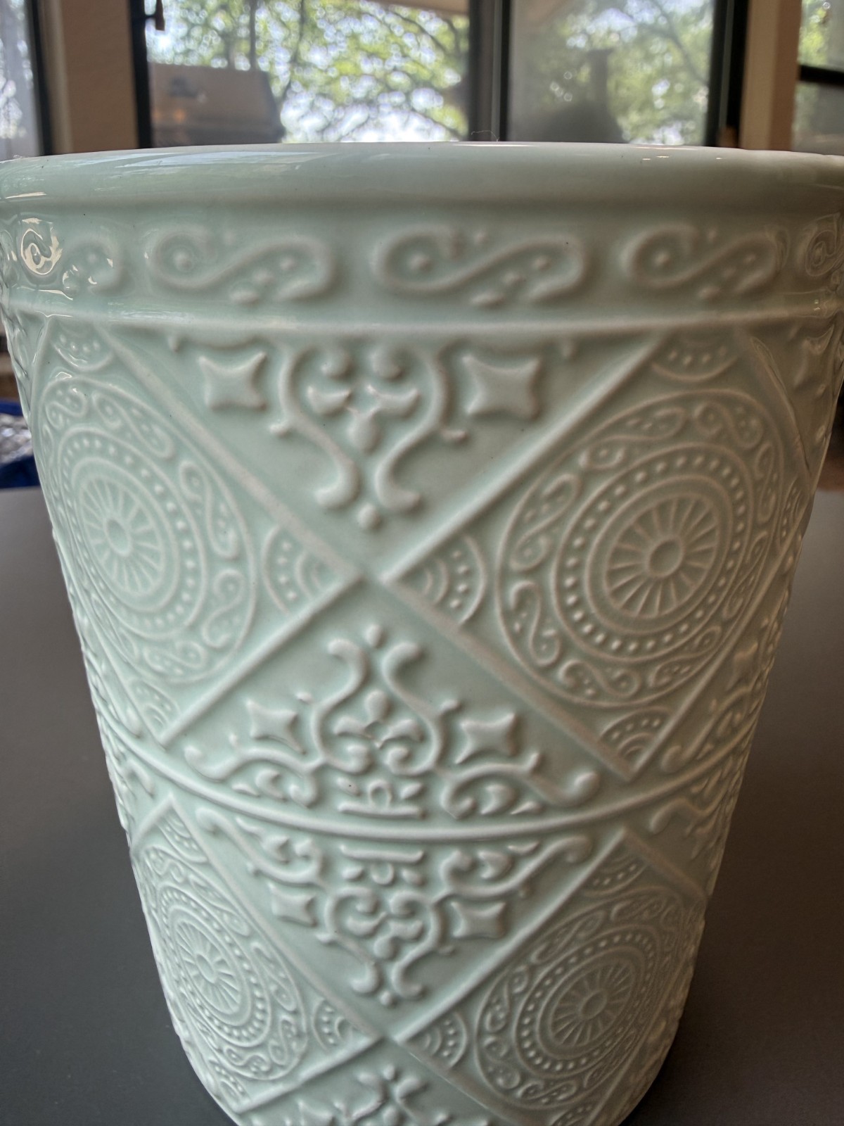 Lt. Green Floral Relief Pattern Ceramic Vase, Plant Pot or Utensil Holder 5.5″