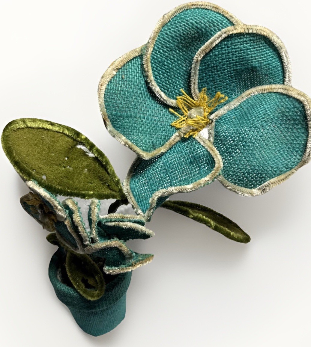 VTG 80s Art Decor Artificial Magnolia Flower W/ Yarn Pot Flex Stem 8” Distressed