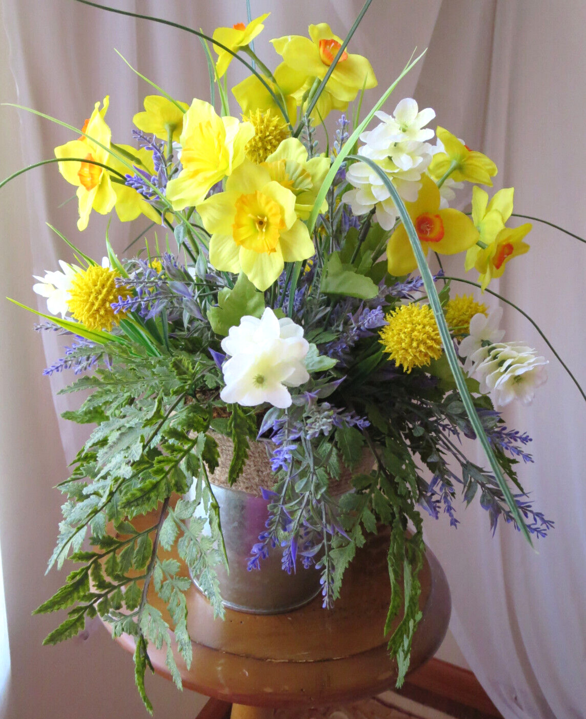 SPRING ARRANGEMENT ARTIFICIAL SILK/PLASTIC FLOWERS IN IRON CONTAINER 16″x12″ NEW