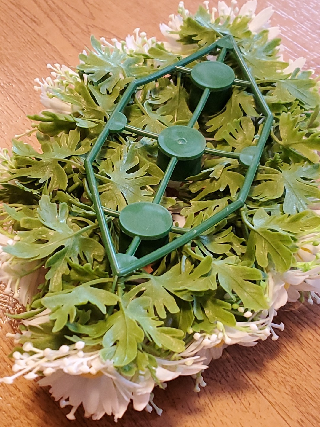 1970’s Faux Floral Centerpiece Taper Holder- White Daisies Plastic Flowers 12″