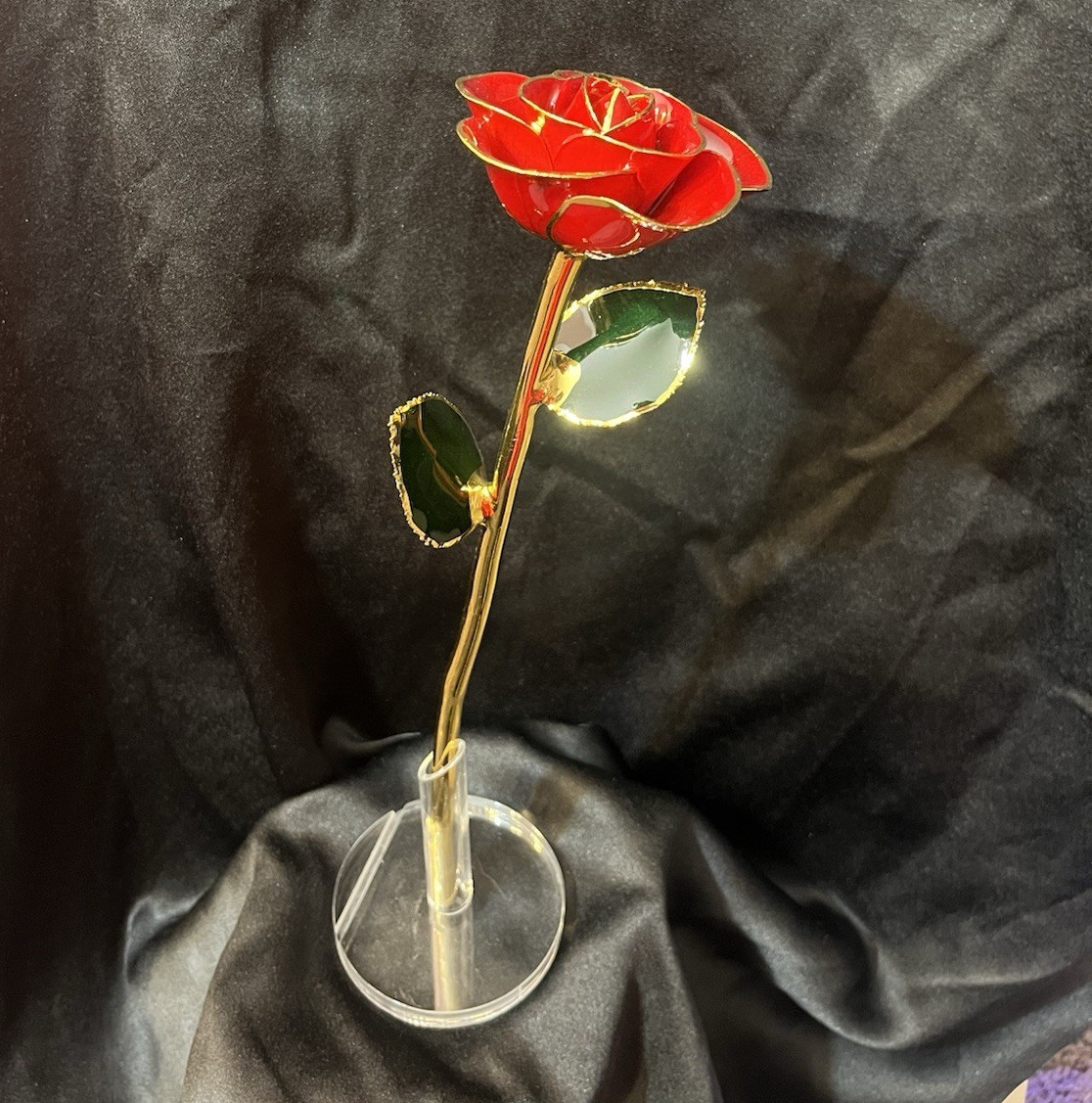 Artificial Metal Rose Flower Stem Decor, Red/Green/Gold Floral Arrangement