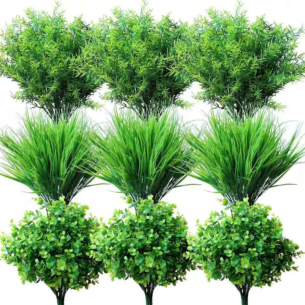 18-Piece 13.8 In. Green Bulk Outdoor Artificial Monkey Grass UV Resistant Fake F