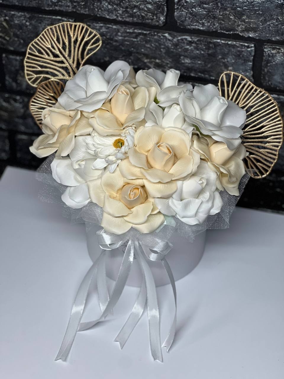 Luxury Soap Flower Bouquet in Hat Box White Beige Roses Wedding Gift Decor