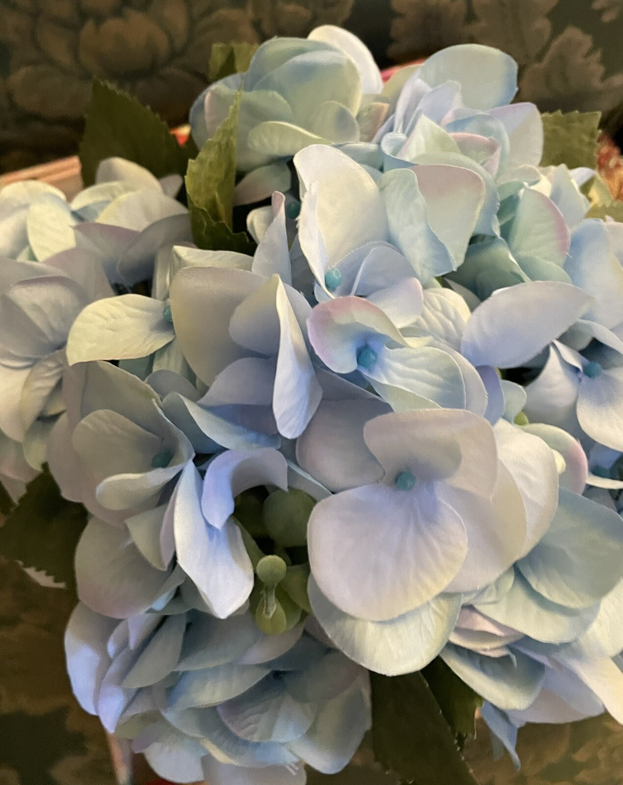 NWOT 10” Faux Blue Hydrangea Arrangement in Silver Mercury Glass Vase Lovely!