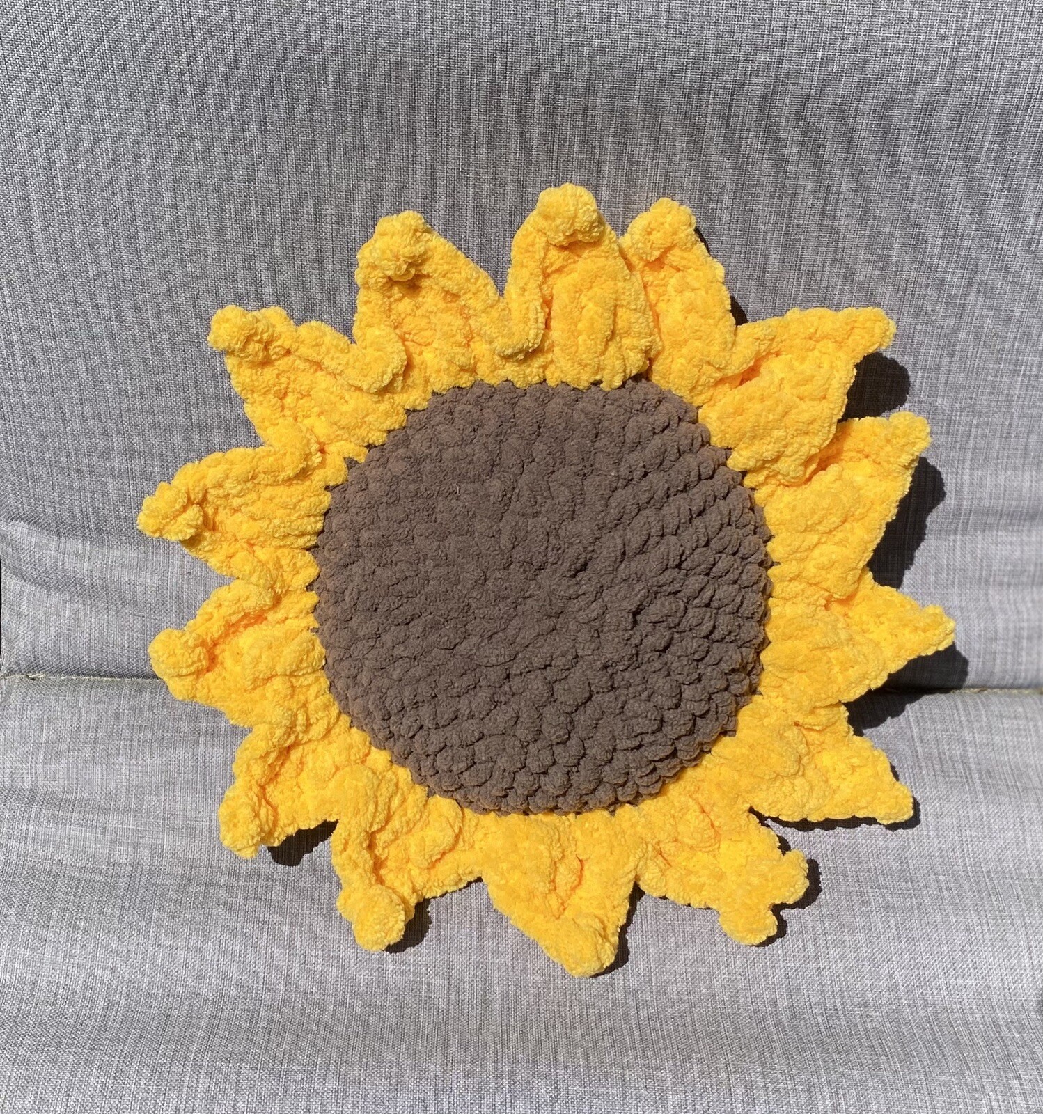 Cottage Style Farmhouse Summer Flowers Pillows Sunflower Bowl Filler Tiered Tray