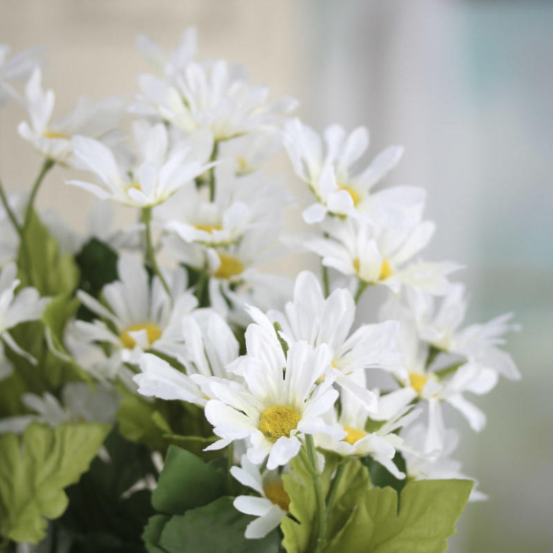 19″ Tall White Artificial Decorative Daisy Floral Bush