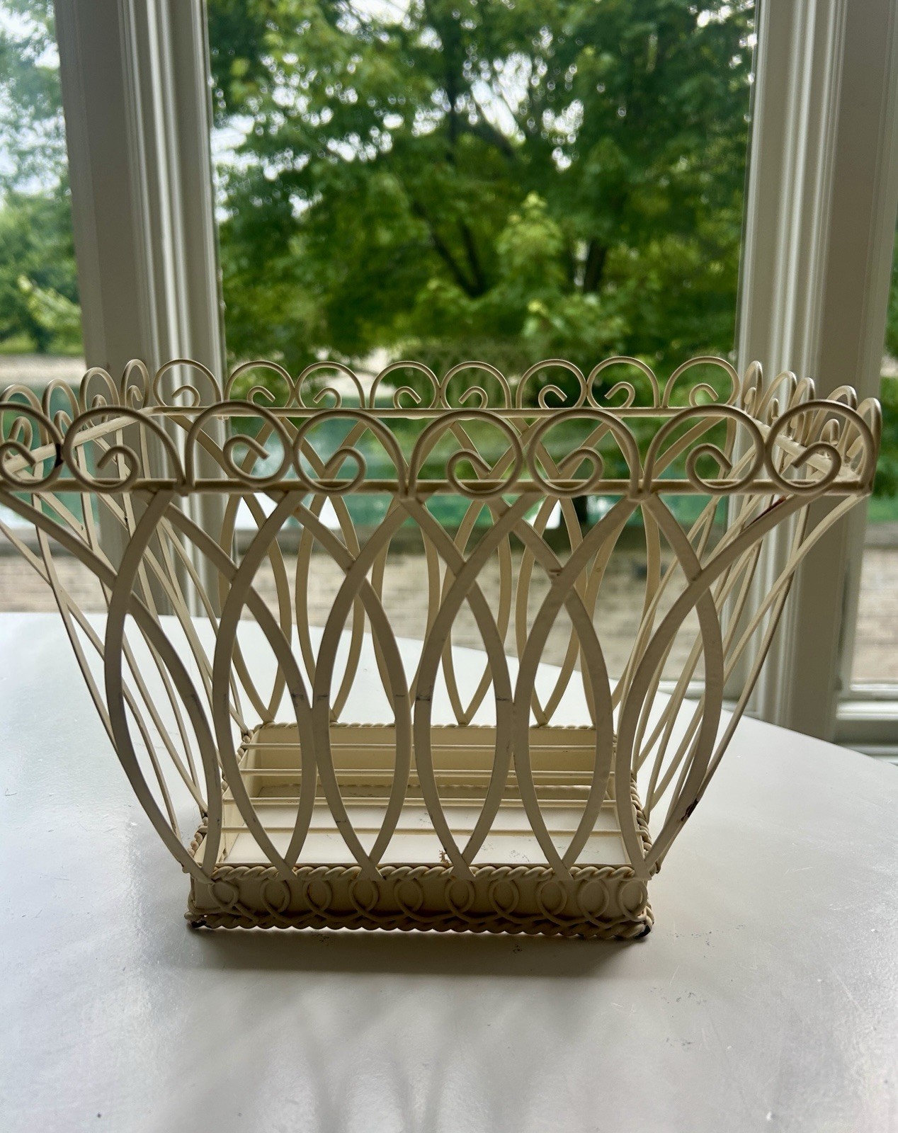 Vtg Metal Wire Basket Shabby Chic French Country Cachepot Plant Pot Holder
