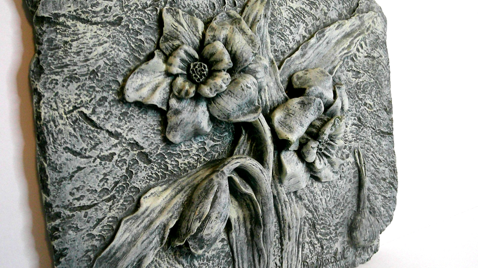 Retro Floral Daffodil Wall Art 3D Relief Plaque 9×7 VTG Cottagecore Farmhouse