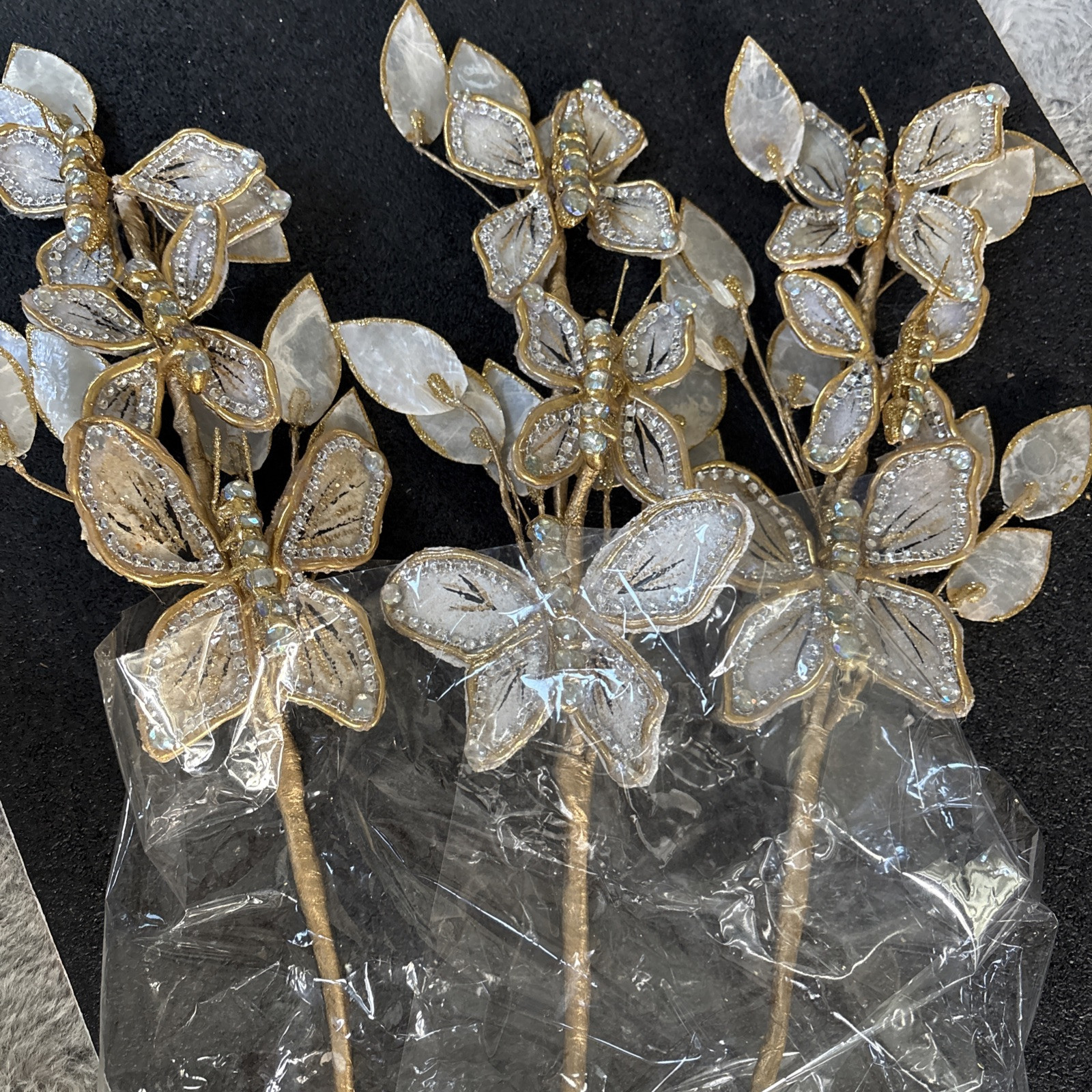 butterfly bouquet made of capiz shells mettalic gold silver 30” Long Stem (3)