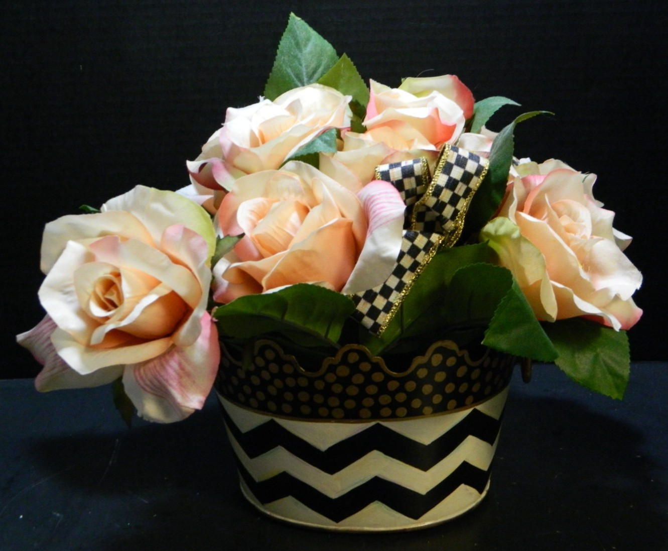 Mackenzie Childs Black & White Zig Zag Flower Pot w/ Flower Arrangement Excel