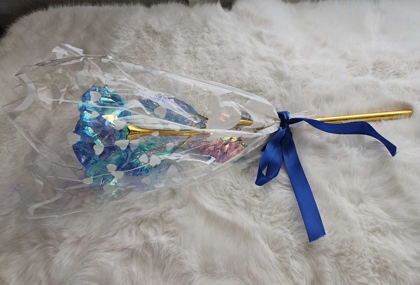 Assorted colors Artificial Rose Flower with Gold Stem