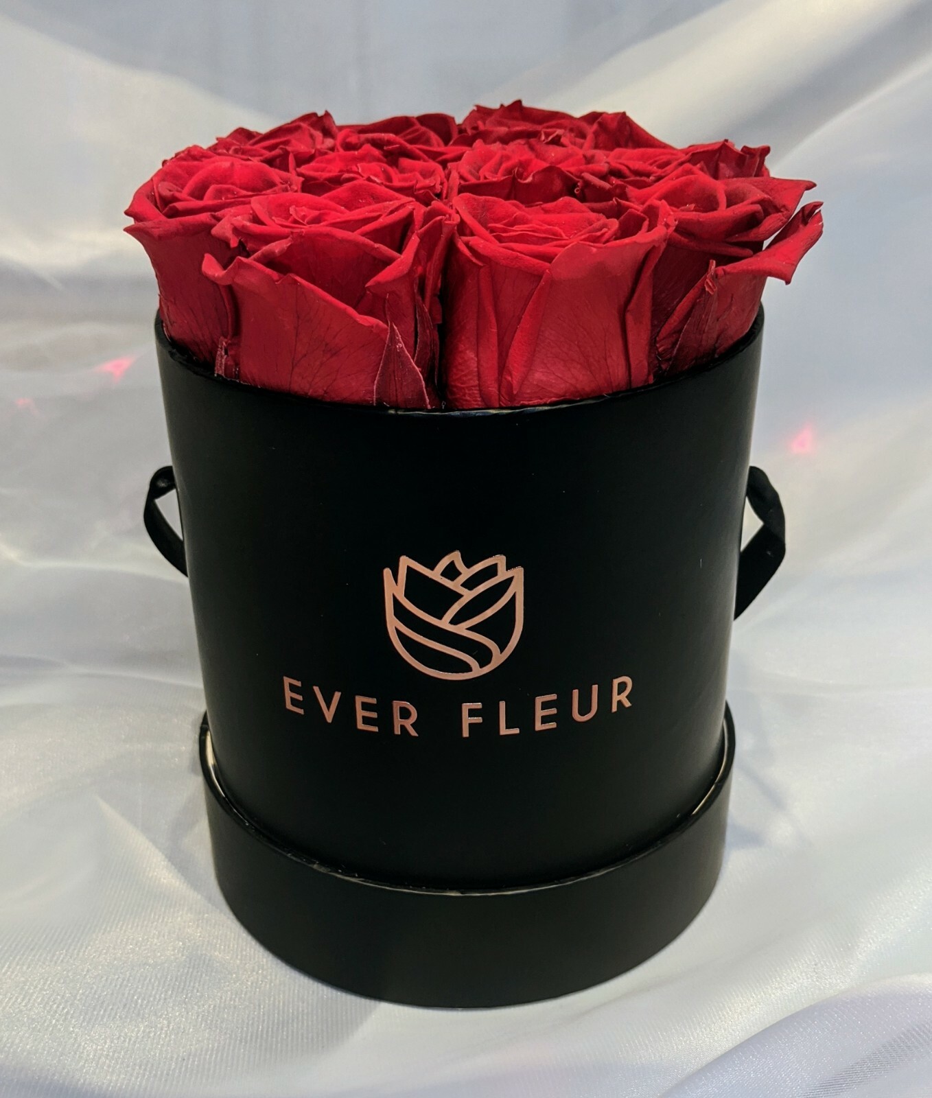 Preserved Forever Roses in a Black Box That Last 2 Years – Red