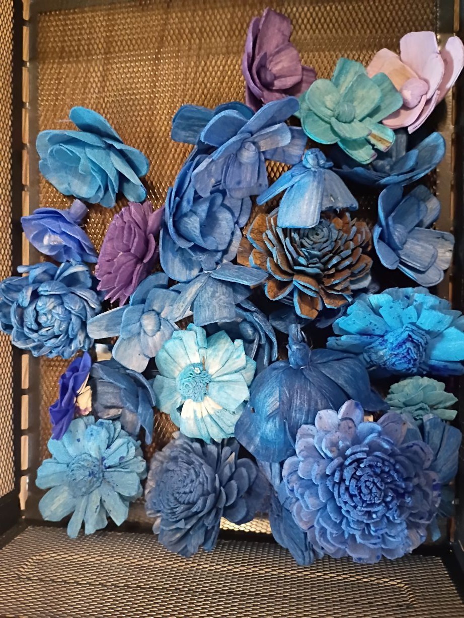 100+ Sola Wood Flowers Multiple Colors Sizes Shapes Styles 1 1/4- 4″ Loose Lot