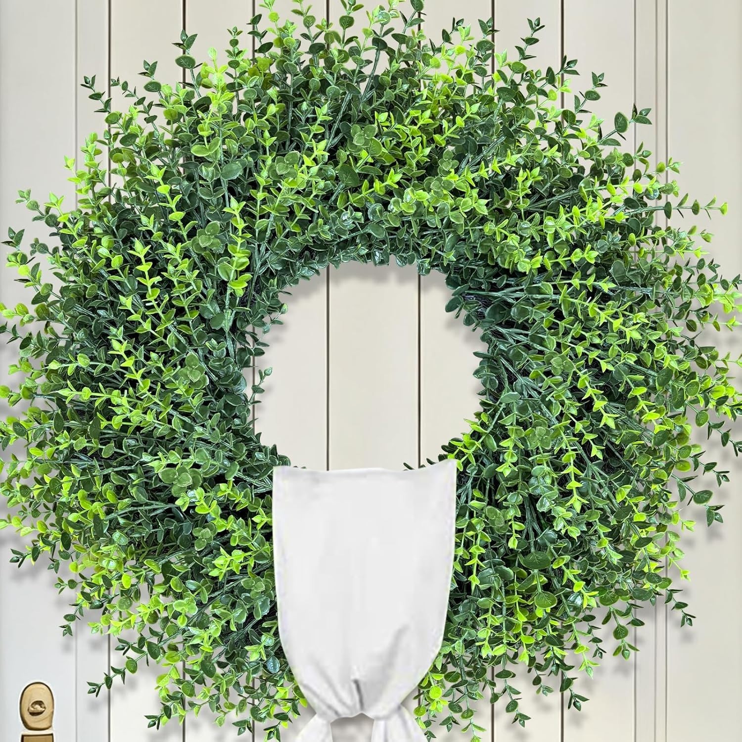 Versatile 28-Inch Green Wreath – Perfect for Doors, Walls & All Seasons