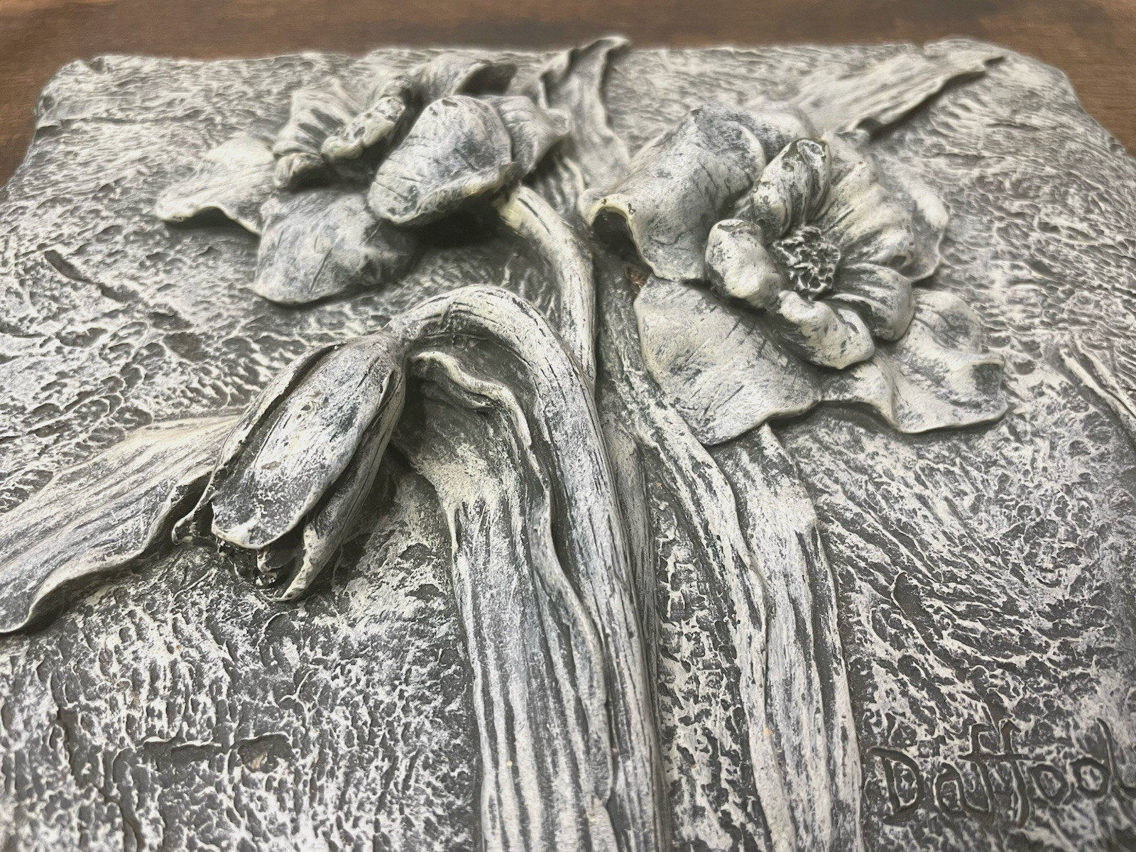 Retro Floral Daffodil Wall Art 3D Relief Plaque 9×7 VTG Cottagecore Farmhouse
