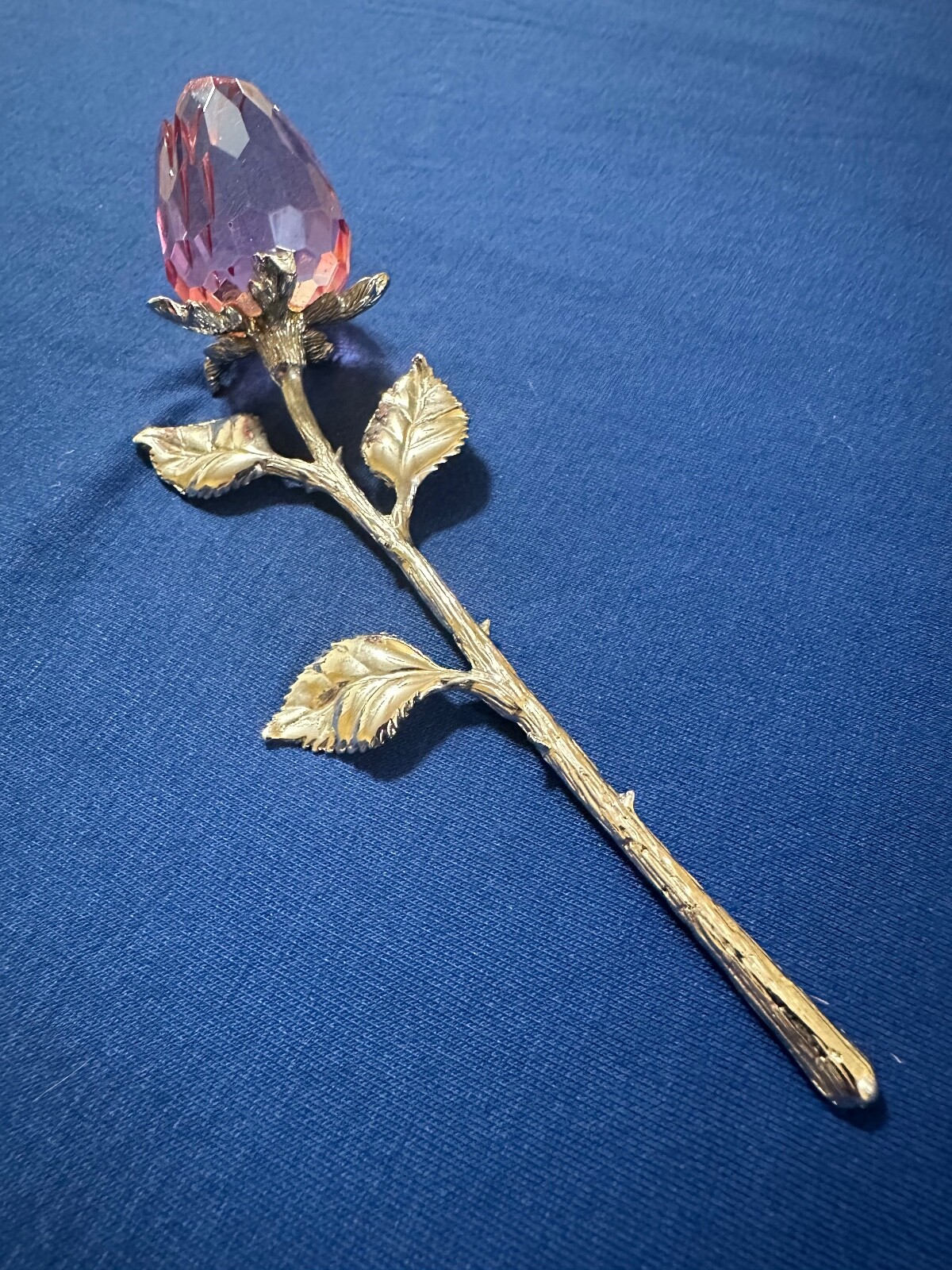 Crystal Rose Red Rosebud by bjcrystalgifts 4 1/2″