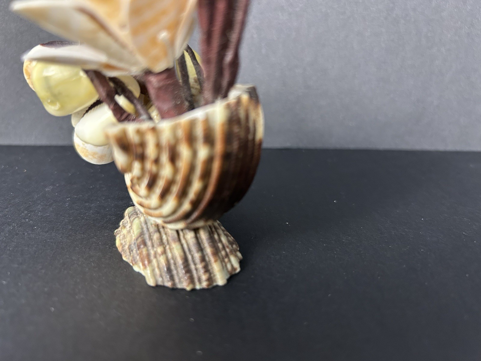 Vintage Cottagecore Kitschy Hand Made Sea Shell Floral Arrangement 6”x4”