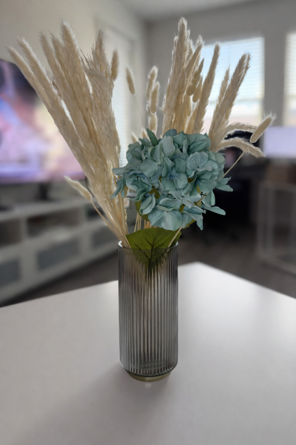 Dried Pampas Grass Stems – White/Beige | 20 PCS Bundle | Home Décor, Wedding