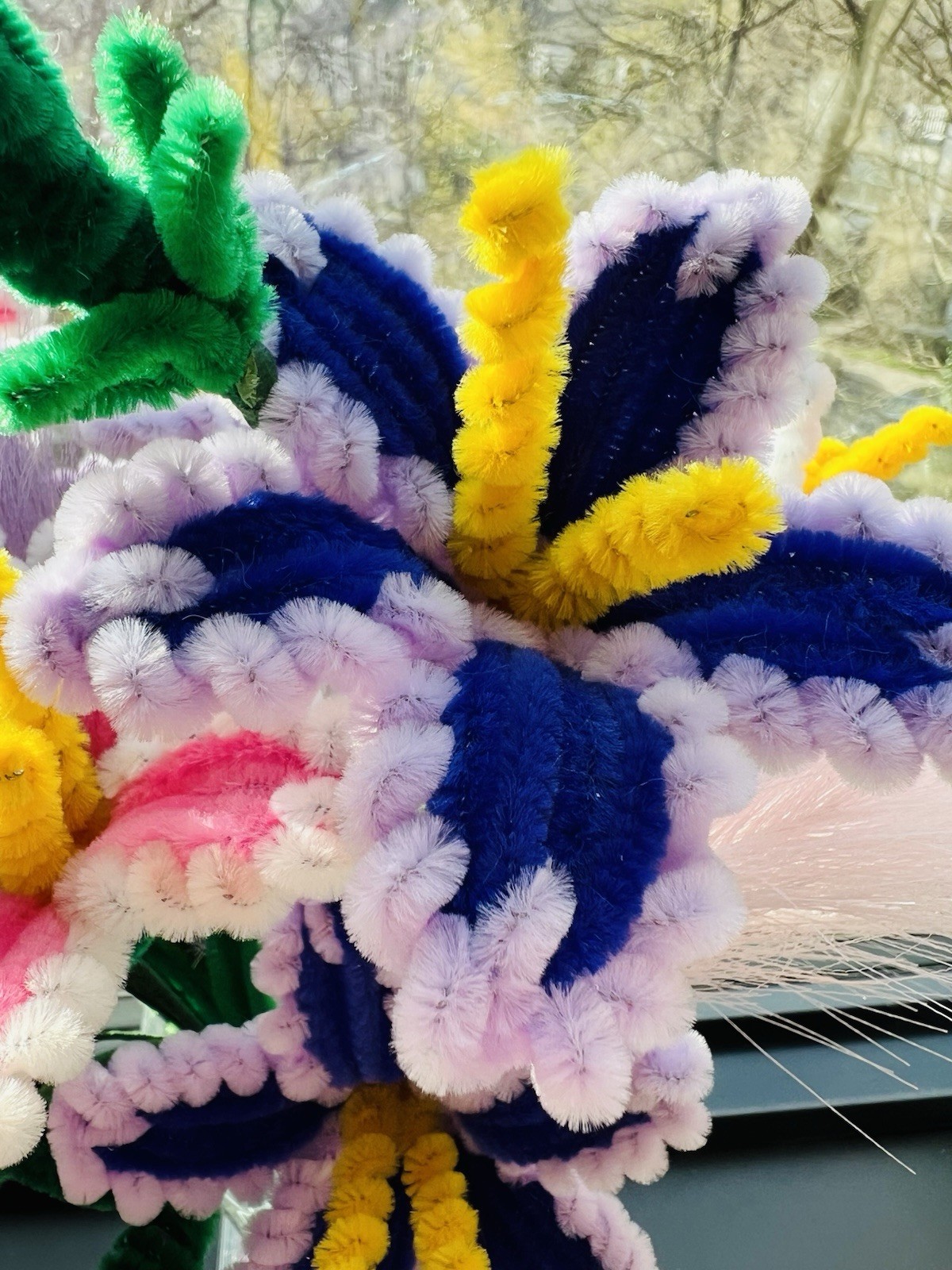 Original Handmade 6 pcs Pipe Cleaners Flowers Branches In The Vase .