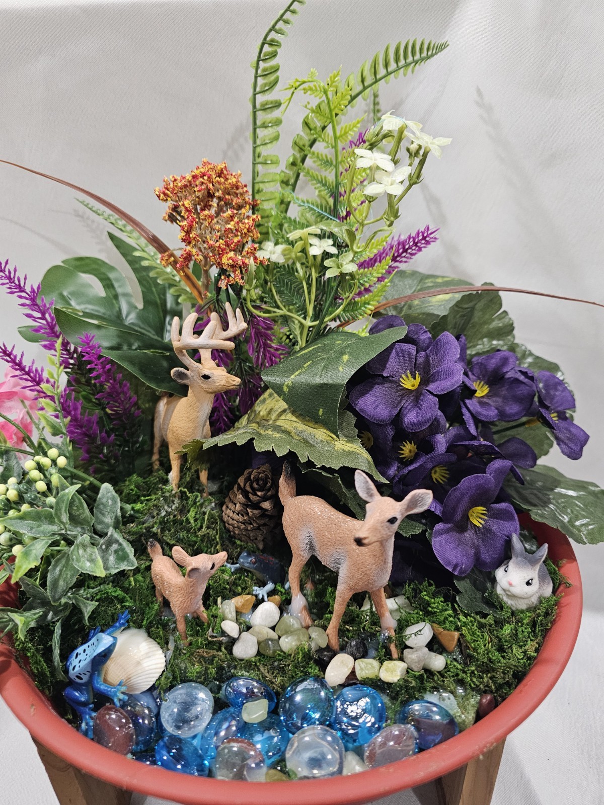 Dish Garden Artificial Flowers Arrangement THE DEER FAMILY Woods lake & more