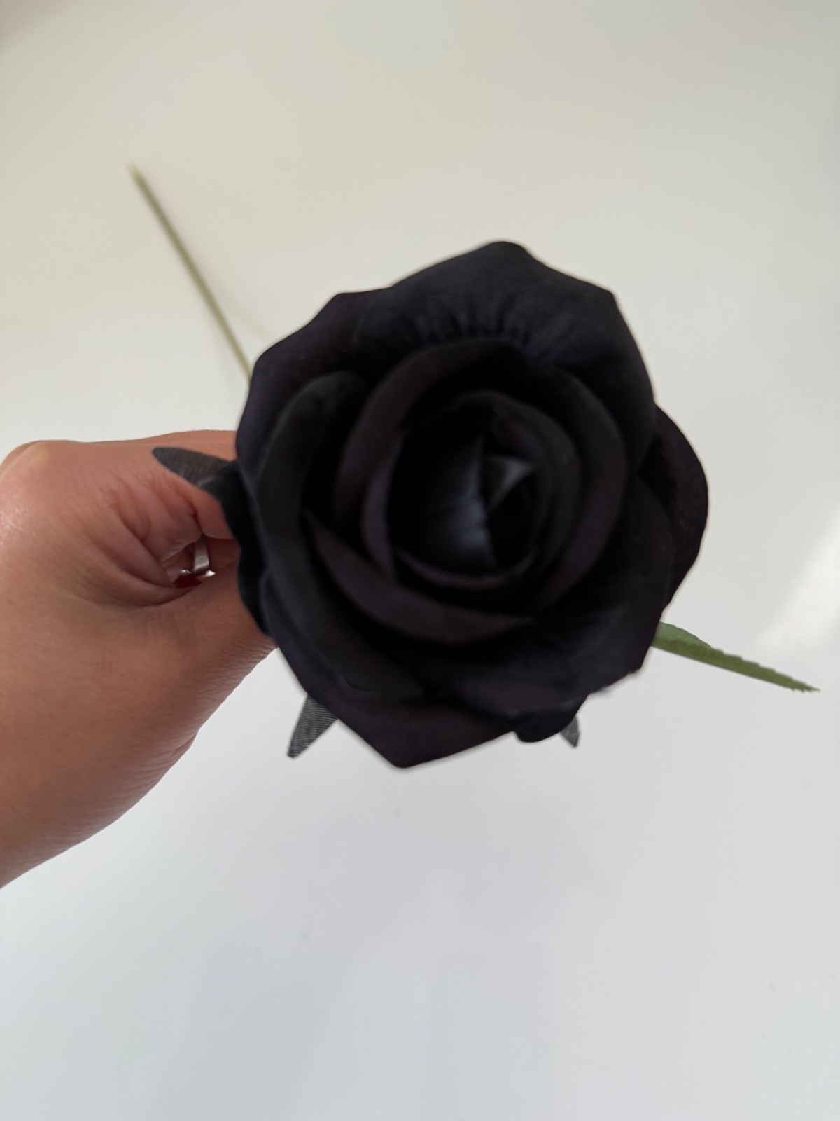 1x Artificial Black Rose Flower Halloween Gothic Accessory DIY Vase Decoration