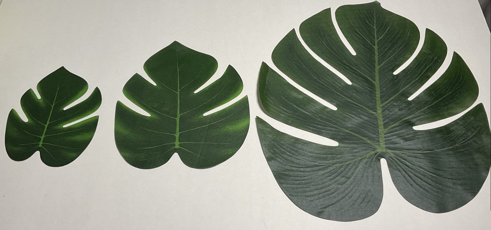 72 PCS Tropical Artificial Palm Leaves Monstera Party Decoration 3 Sizes