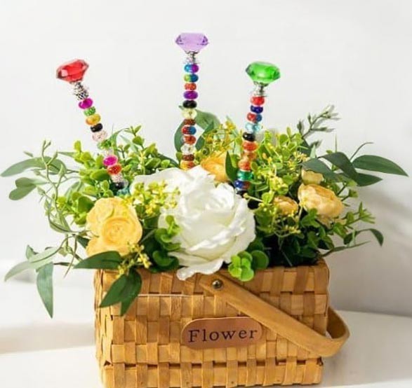 SET OF 4 FAIRY GARDEN GREEN PINK & CLEAR ACRYLIC CRYSTAL BEADED STAKES WANDS 16″